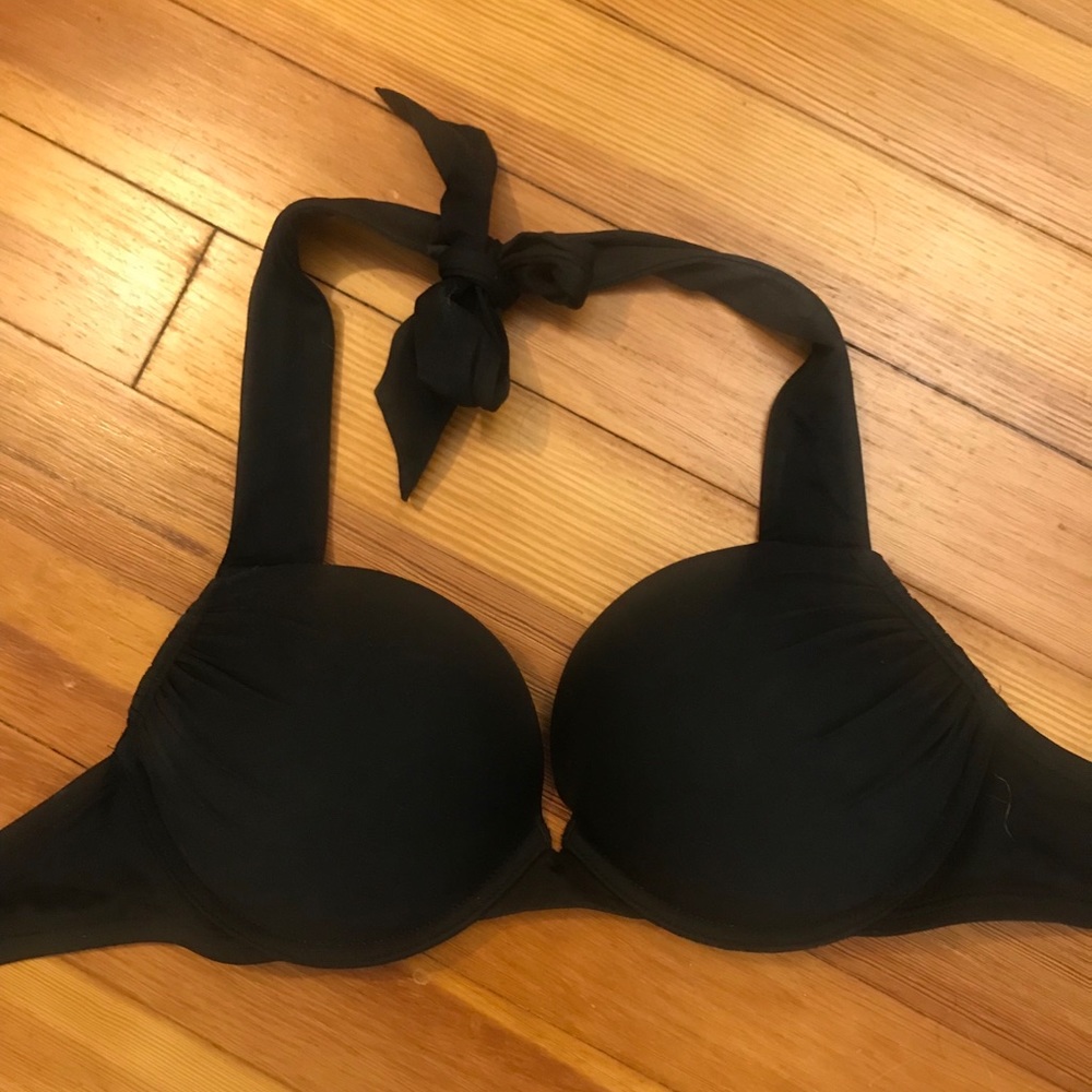 Black push-up bikini top